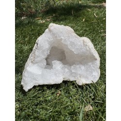 géode cristal de roche 640 grammes