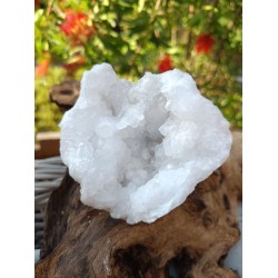 géode cristal de roche origine Maroc de 378 grammes