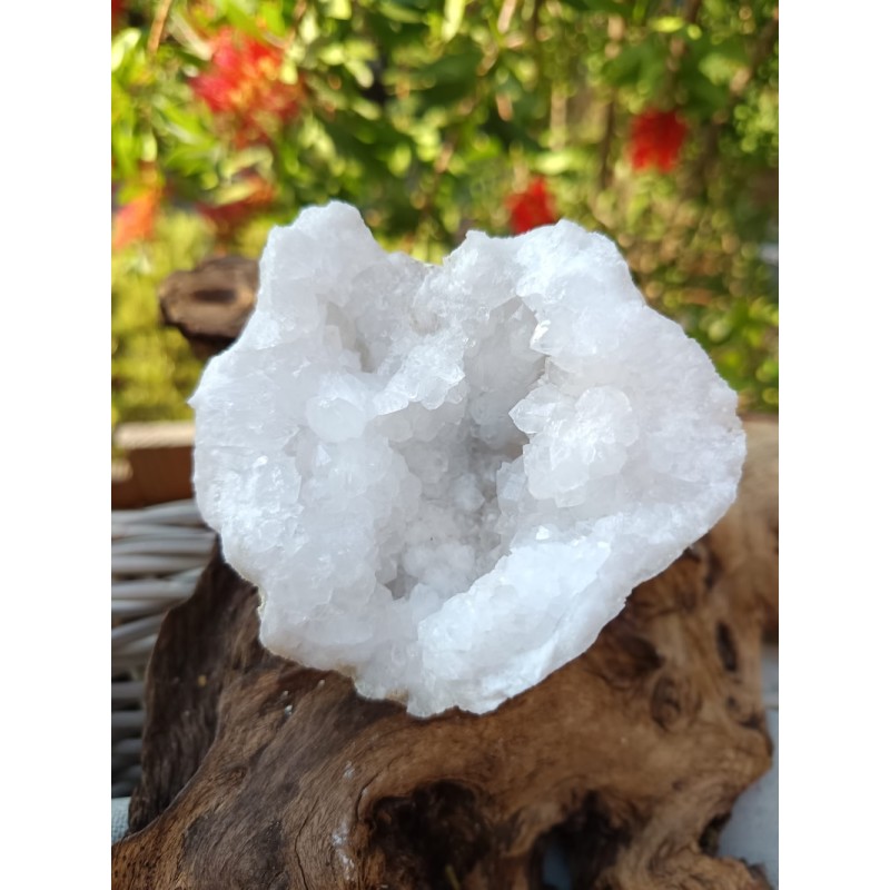 géode cristal de roche origine Maroc de 378 grammes